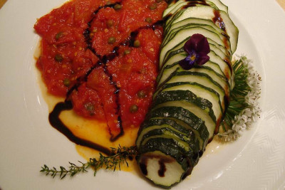 zucchino-pomodori-capperi_zg.jpg